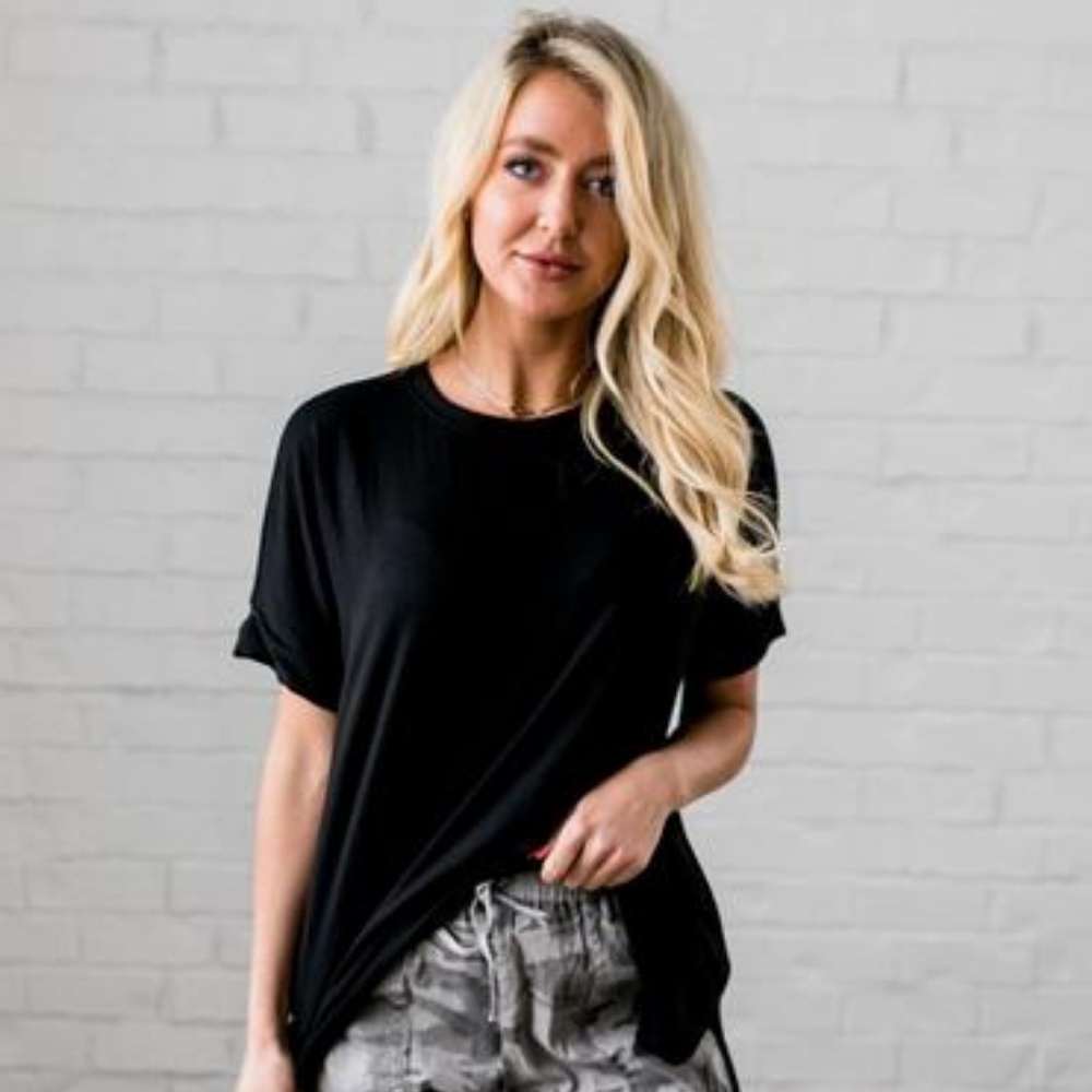 Nessa Crew Neck Top In Black